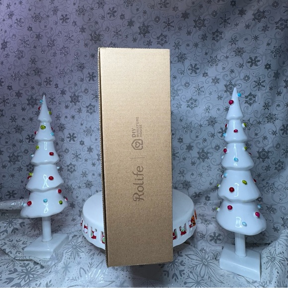 Rolife DIY Miniature House - Becka's Baking House DG161 Christmas Stocking Stuff - Picture 2 of 12